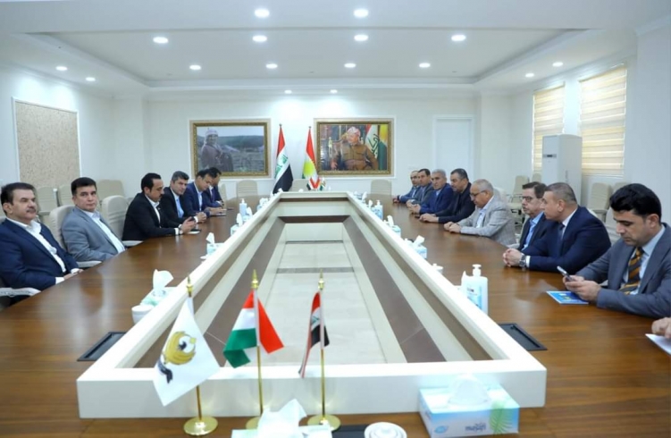 وفد حكومة اقليم كوردستان يجتمع في حاج عمران قبل زيارته الى ايران