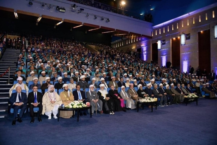 أربيل.. بحضور رئيس الوزراء.. الاحتفال بالمولد النبوي الشريف 
