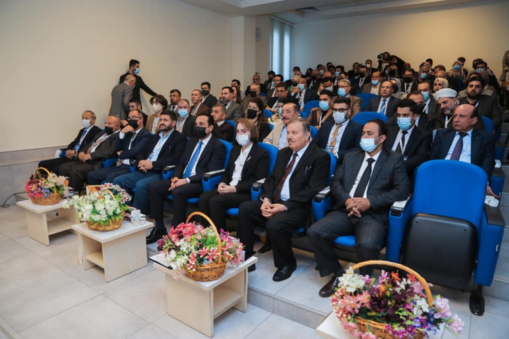 بەئامادەبوونى پارێزگارى هەولێر، کۆنفرانسی نێودەوڵەتی پرسە سیاسییەکان لەزانکۆی تیشک بەڕێوەچوو