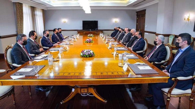 سەرۆکی حکوومەتی هەرێمی کوردستان پێشوازی لە ژمارەیەک وەبەرهێنەر دەکات 