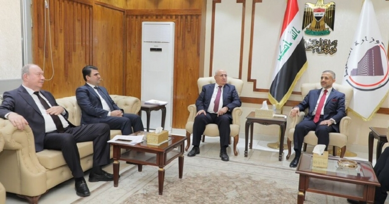 وفد حكومة إقليم كوردستان يبحث مع وزير التخطيط الحقوق المالية للإقليم ضمن الموازنة العامة