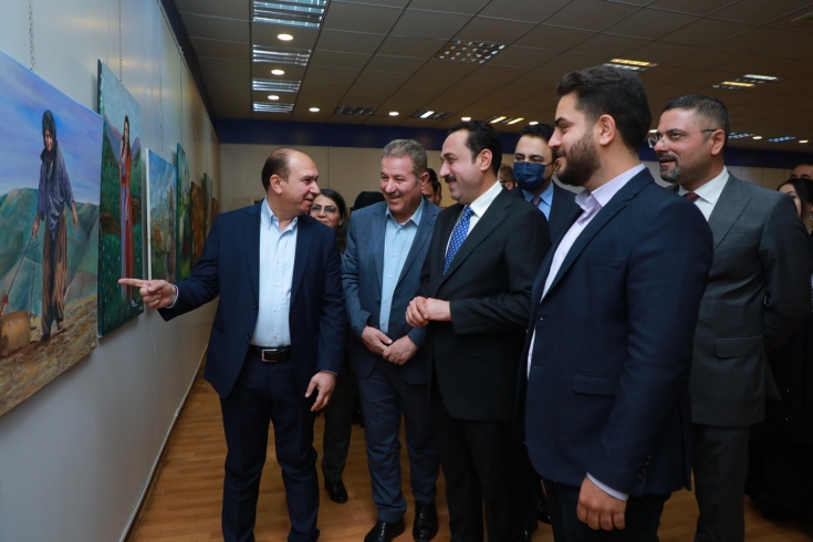 لەژێرچاودێرى و ئامادەبوونى پارێزگارى هەولێر، پێشانگایەکى هاوبەشى قوتابیانى پەیمانگاى هونەرەجوانەکانى (لاوک)ى ناحکومى کرایەوە