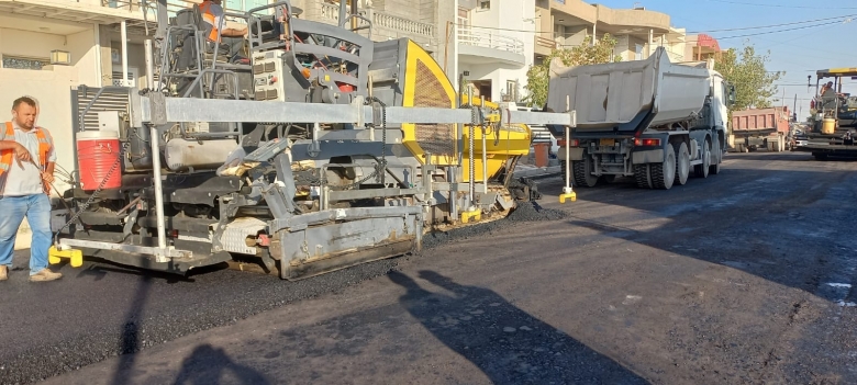 بەگوژمەى (830 ملیون دینار) دەستکرا بە دروستکردنى شەقام و قیڕتاوکردنى هەردوو گەڕەکى پێشمەرگە و فەریقاوە 1 و 2 لە قەزایی پیرمام