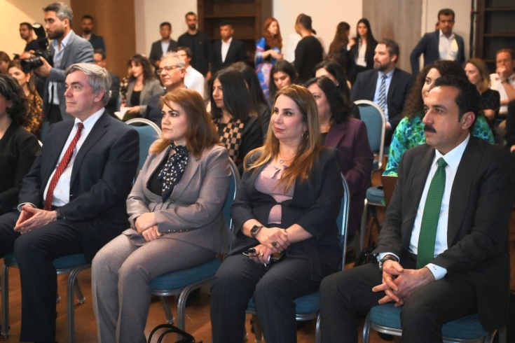 اربيل... بحضور محافظ اربيل مناظرة حولة قضايا المرأة