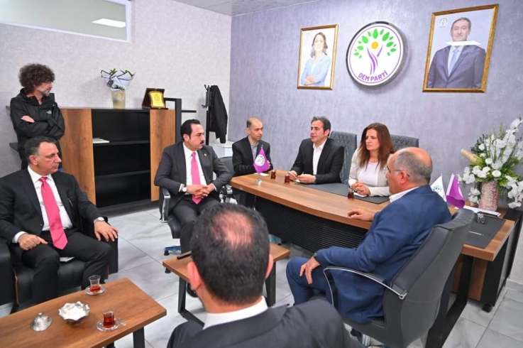 پارێزگاری هەولێر، سەردانی پارتی یەکسانی و دیموکراسیی گەلان DEM PARTIـی کرد