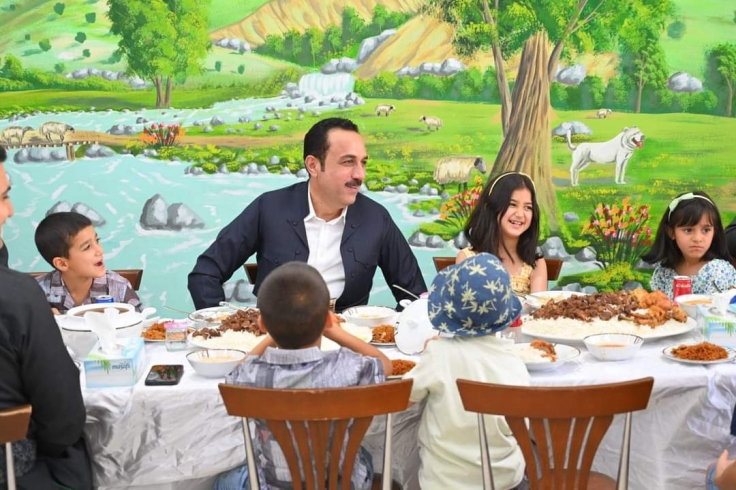 بەسەرپەرشتیی پارێزگاری هەولێر لەیەکەم ڕۆژی جەژنی قورباندا خوانێک بۆ منداڵانی بێسەرپەرشت ڕێکخرا  