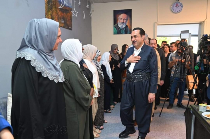 پارێزگاری هەولێر لەیەکەم ڕۆژی جەژنی قورباندا سەردانی ماڵی بەساڵاچووانی هەولێری کرد