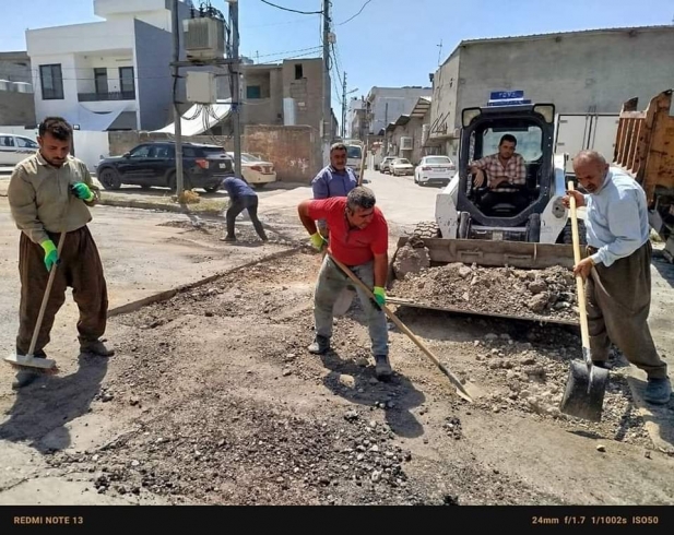 چاککردنەوەی چاڵ و شکستی چەند شەقامەکان بەردەوامە 