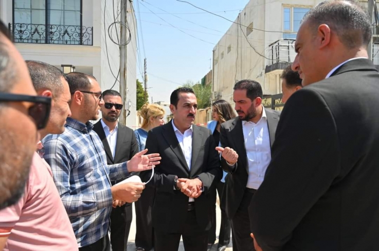 پارێزگاری هەولێر، پڕۆژەی کۆنکریتکردنی شەقامە ناوخۆییەکانی گەڕەکی ئیسکانی بەسەرکردەوە، کە بەگوژمەی (320 ملیۆن دینار)، دەست بەجێبەجێکردنی کراوە.
