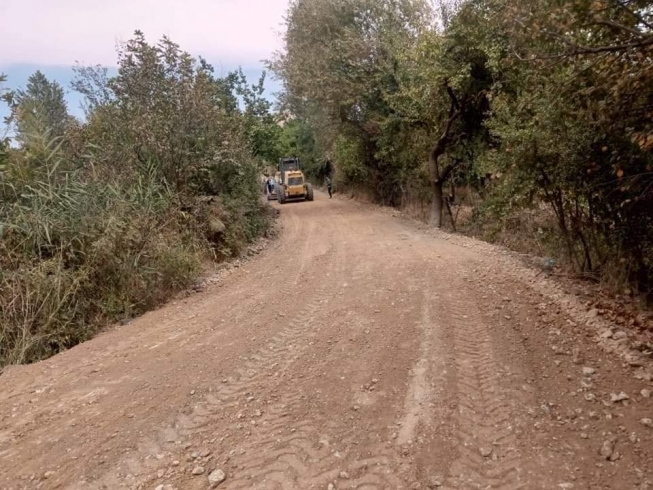هیران..  بە گوژمەی نزیکەی ( 500 ملیۆن دینار ) لەسەر بودجەی پارێزگا، دەستکرا بە دروستکردن و قیڕتاوکردنی ڕێگای باخچەکان