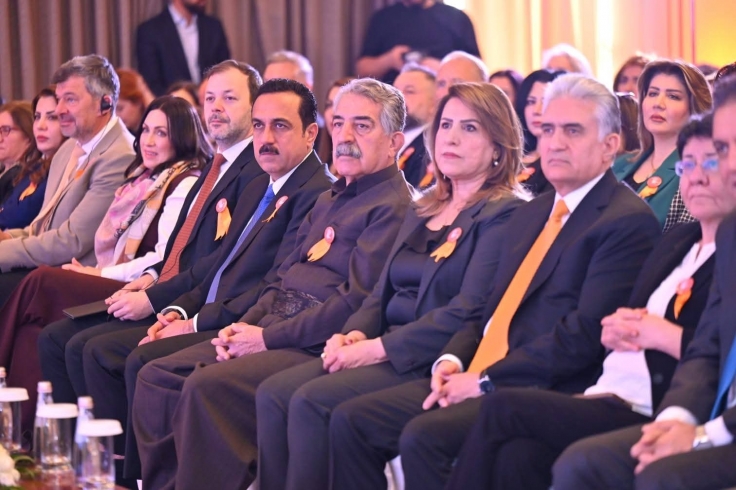 لە هەولێر...  هەڵمەتی 16 ڕۆژە بۆ بەرەنگاربوونەوەی توندوتیژی دژ بە ئافرەتان دەستیپێكرد  