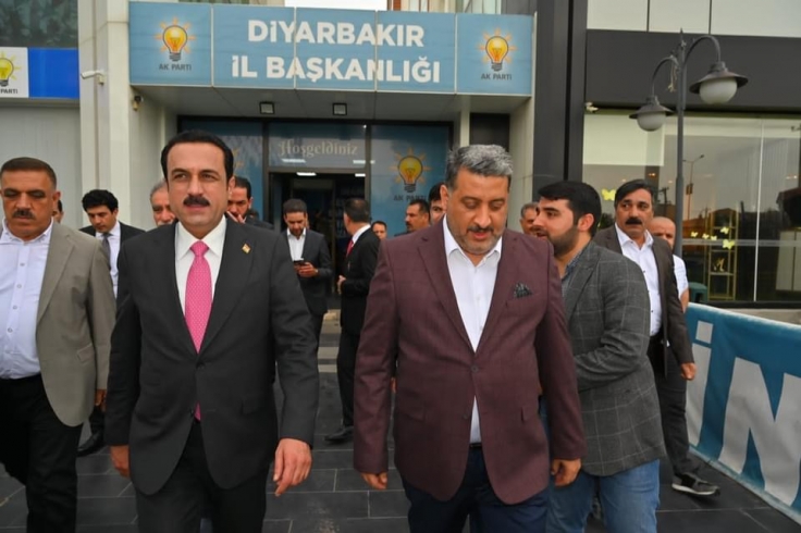 The Governor of Erbil visits the Justice and Development (AK) Party in Diyarbakır 