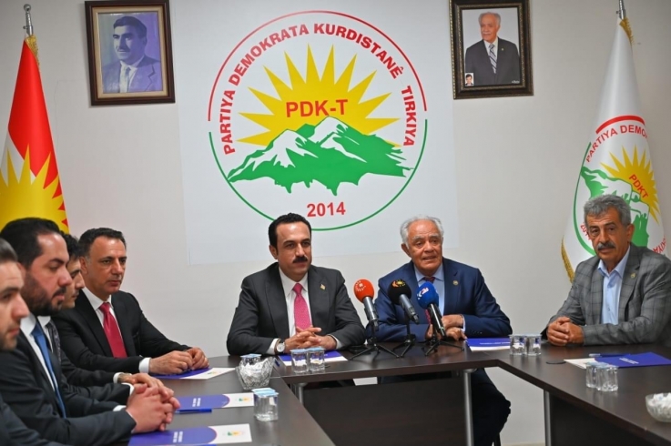 Amed.. Governor of Erbil visits the Kurdistan Democratic Party-Turkey (PDK-T)