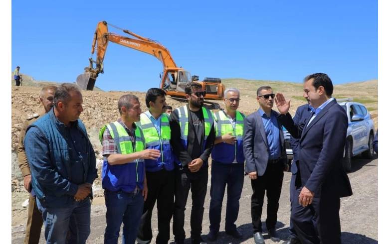 The Governor of Erbil visited the construction and pavement sites of Karachugh Bchuk and Karachugh Gawra