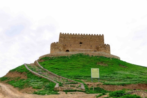 The Fortress of Banaman)Khanzad(