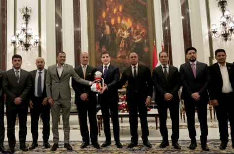  President Nechirvan Barzani receives Iraq’s national football team