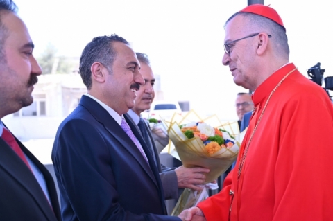 بطريرك الكنيسة الكلدانية في العراق والعالم مار بولس الثالث نونا يصل إلى أربيل