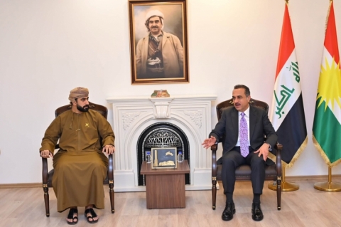 محافظ أربيل يستقبل وفداً من طلبة الدول العربية