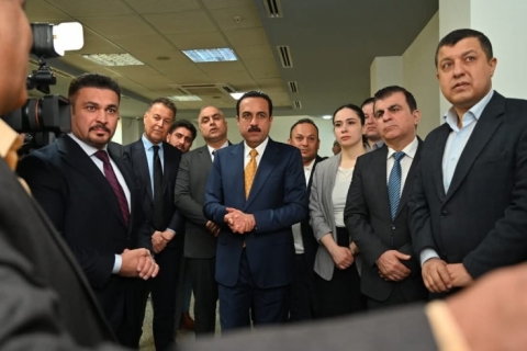 لە هەولێر.. پەردە لەسەر پەیکەری یاریزانى نێودەوڵەتى دیاری کوردستان و هەولێر کۆچکردوو ( نوح عەلى حسێن ) لادرا