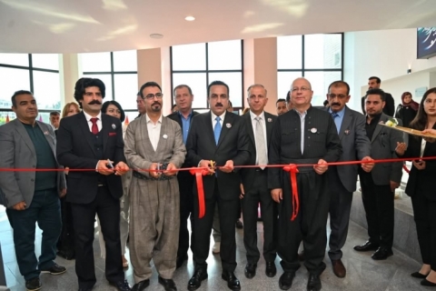 لەژێر چاودێری پارێزگاری هەولێر، پیشانگایەکی خۆشنووسی تایبەت بە شیعرەکانی شاعیری گەورەی کورد( هێمن موکریانی) کرایەوە