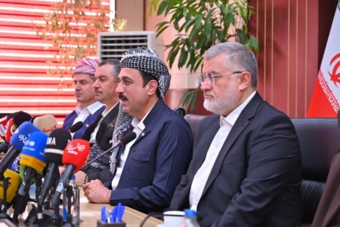 تاران ... شاندی حکومەتی هەرێمی کوردستان، سەردانی پارێزگاری تارانیان کرد