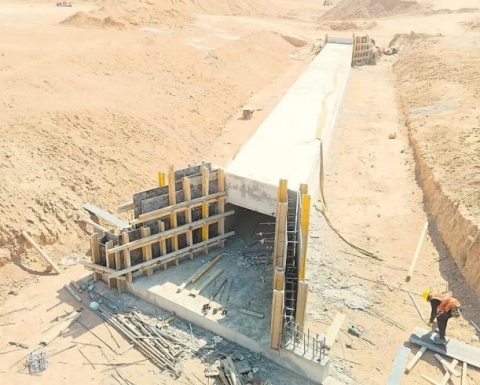پڕۆژەی دووسایدی هەولێر - کۆیە ڕۆژانە ستافێکی ( 1 هەزار و 500 ) کەسی، بۆ ماوەى 10 کاتژمێر کار لە ڕێگەکە دەکەن