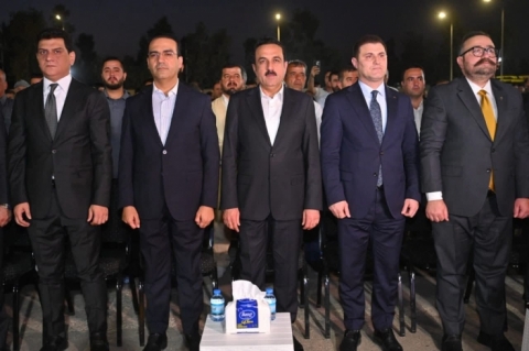 هه‌ولێر ...  لە بیرەوەری 79 ساڵەی دامەزراندنی پارتی و  لە دایکبوونی سەرۆک بارزانی ئێواره‌ خوانێكی گشتی لە ته‌رمینالی نێوده‌وڵه‌تی هه‌ولێر رێکخرا   