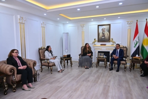 پارێزگاری هەولێر، پێشوازی لە شاندێك له‌ ئافره‌تانی شاره‌داریه‌كانی باكوری كوردستان كرد 