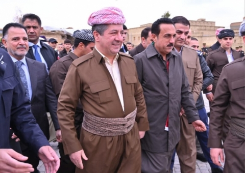 سەرۆکی حکومەت؛ ئاڵای پیرۆزی کوردستان هێمای ئاشتی و ئاوەدانی و پێكەوەژیانە