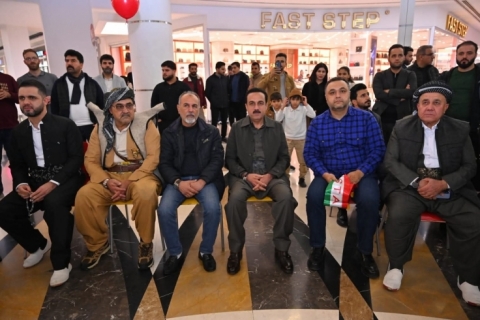 یاریزانێکی کورد، بە بۆنەی ڕۆژی ئاڵای کوردستان، ڕیكۆردێکی جیهانی شکاند 
