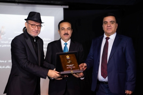 هەولێر …  لە پایی  ئەزموون و بەخششی رێزلێنان پێشكەش بە هونەرمەند ( وەلید مەعروف ) كرا