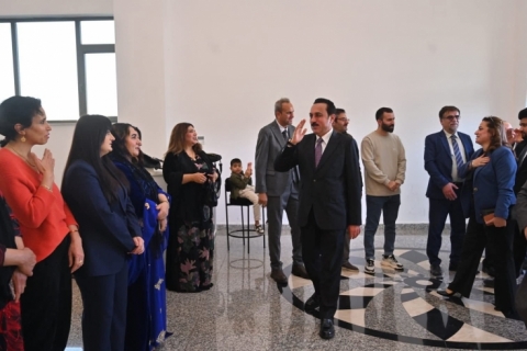ڕێوڕەسمێک بۆ دابەشکردنی کتێبی( جینۆلۆجیای ناسنامە لەناو هێزە نەرمەکانی نەتەوە ) بەڕێوەچوو…