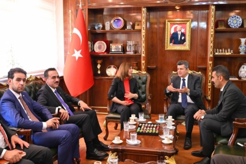 پارێزگارانی هەولێر و دهۆك، سەردانی شارەوانى گەورەی دیاربەکر یان كرد