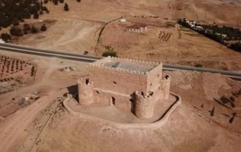 قەڵای بانەمان دواى نۆژەنکردنەوەى بووەتە شوێنێکى گەشتیارى