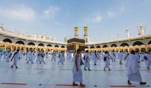 السعودية تخفض تكلفة تأمين رسوم الحج والعمرة 