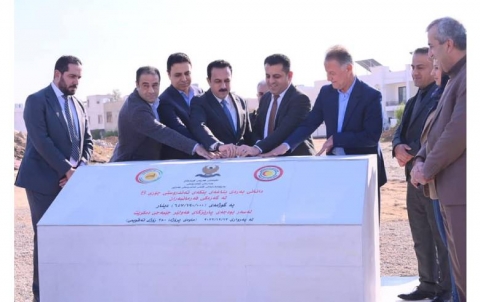 The foundation stone of a health center was laid in Farmanbaran neighborhood at a cost of more than 650 million dinars