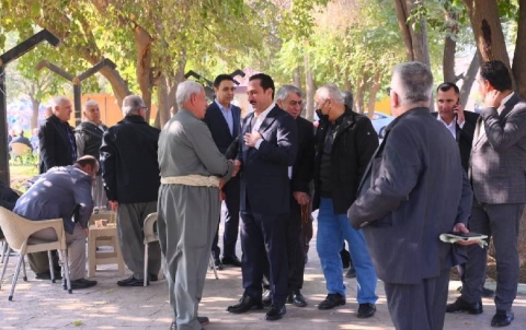  The governor of Erbil visited the project of building a cafe for retired women