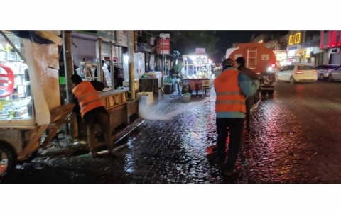 Washing the streets inside the main Bazar of Erbil