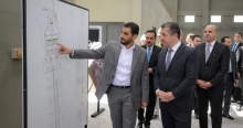 رئيس الحكومة يتفقد سير العمل في مشروع إمدادات المياه الطارئة بأربيل