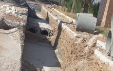 At a cost of more than (1 billion and 500 million dinars) Working on the project of construction of sewage and paving the streets of Asuda City neighborhood continues