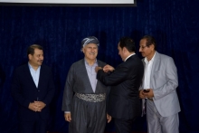 هەولێر ... ڕێزلێنان پێشکەش بە هونەرمەندی ناوداری بواری شانۆ و درامای کوردی و شاری هەولێر ( شوکڕەڵڵا شێخانی ) کرا