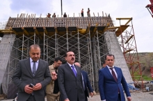 پارێزگاری هەولێر ، پڕۆژەی دروستكردنی ڕێگای ستراتیژی ( کۆڕێ _ شەقڵاوە _ قەندیل )ی  بەسەرکردەوە، كە بەگوژمەی ( 95 ملیار دینار ) دەست بە جێبەجیكردنی كراوە