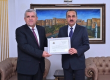 هەولێر ......... ڕێزلێنان پێشکەش بە سەرۆک و ئەندامانی لێژنەی تۆمارکردنی زیانەکانی ڕووداوەکانی ئەم دوایە كرا