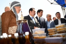 لە دەشتى هەولێر... فیستیڤاڵى ماست و بەرهەمە شیرەمەنیەکان بۆ جوتیاران و گوندنشینانى سنوورەکە سازکرا
