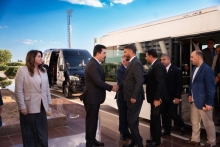     Najaf Governor and Accompanying Delegation Arrive in Erbil