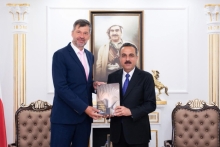 Erbil Governor Receives New Consul General of the Czech Republic