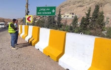 دروست کردن و دانانی بارستەی کۆنکرێتی بۆ پاراستنی شوفێران و هاوڵاتییان