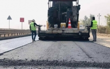 Erbil... Paving of several places on the main road (Erbil - Makhmor)